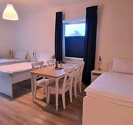 Dreibettzimmer 